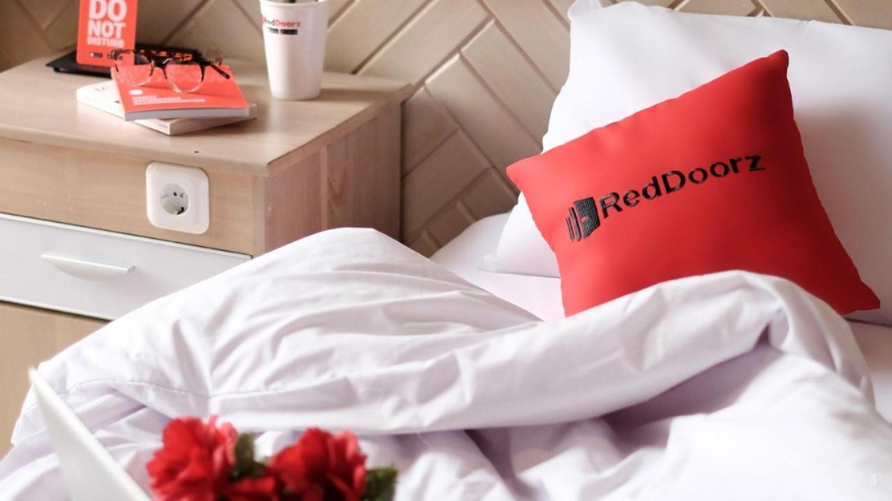 Reddoorz Ura Hung Phuoc 4 3*